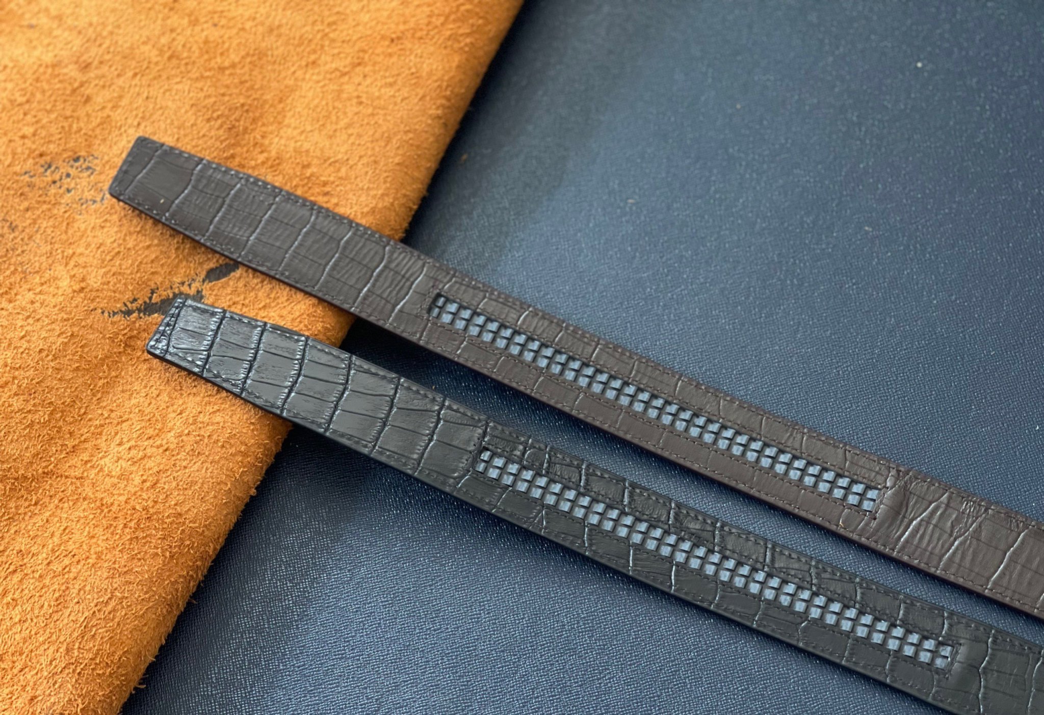 Ưu đãi giá tốt khi mua dây vân cá tại đồ da Lage