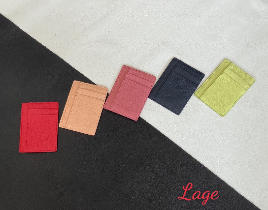 Mẫu ví thẻ siêu bền sản xuất tại xưởng