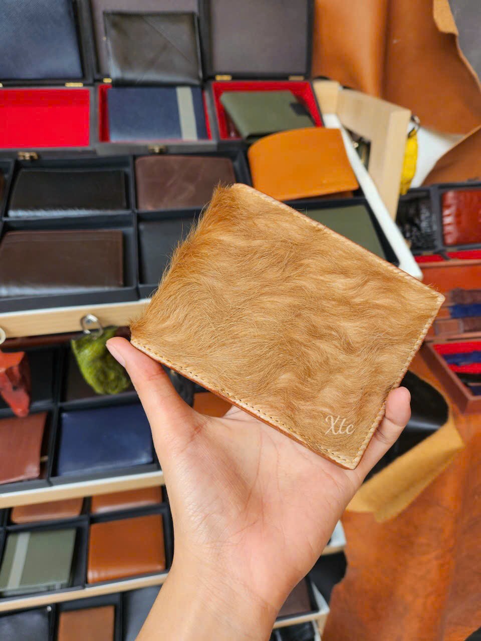 xưởng chuyên phụ kiện đồ da thật giá tận xưởng