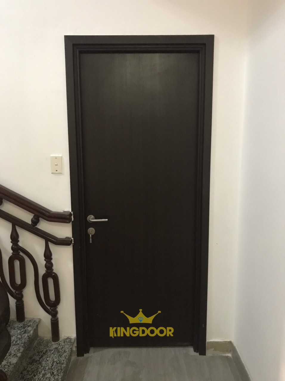 Giá Cửa Nhựa Composite Tại Huyện Trần Văn Thời