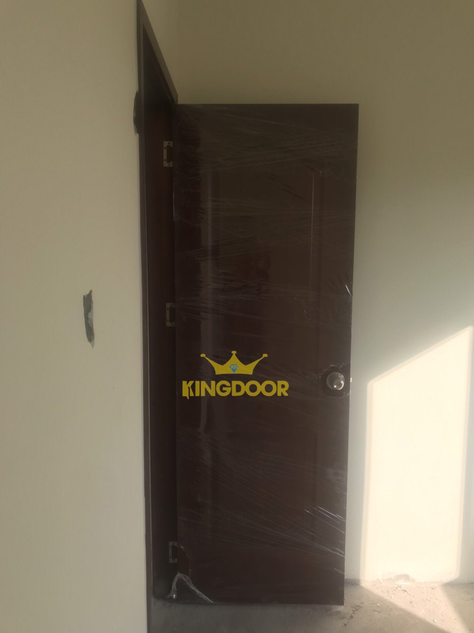 Giá cửa nhựa composite tại Quận 3 hh