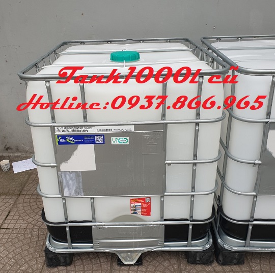 Giá bồn cũ 1000l tại Long Biên, bồn có khung thép bao quanh, tank nhựa