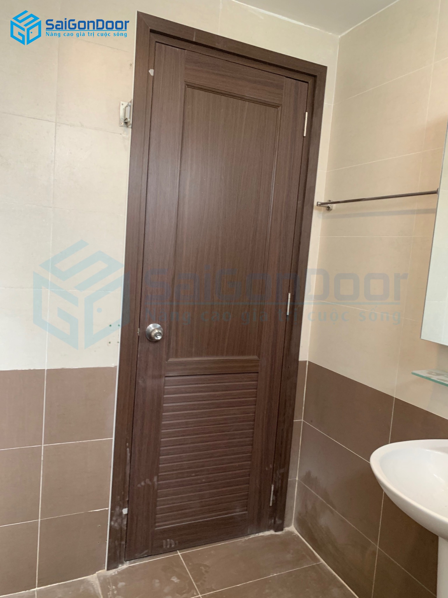 Cửa nhựa Đài Loan nhà vệ sinh