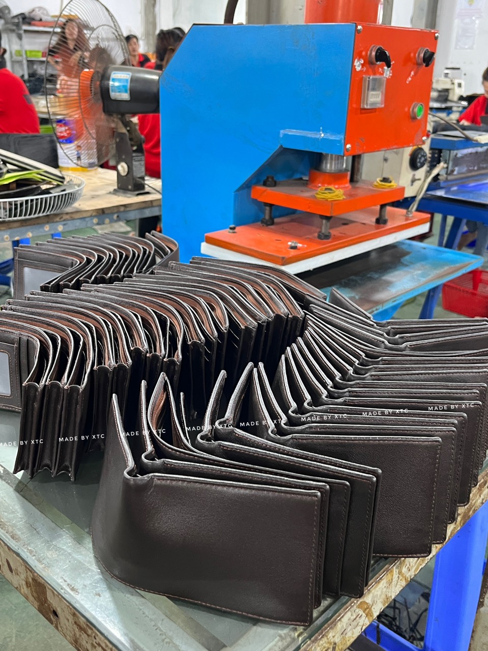 nhập sỉ trực tiếp phụ kiện đồ da