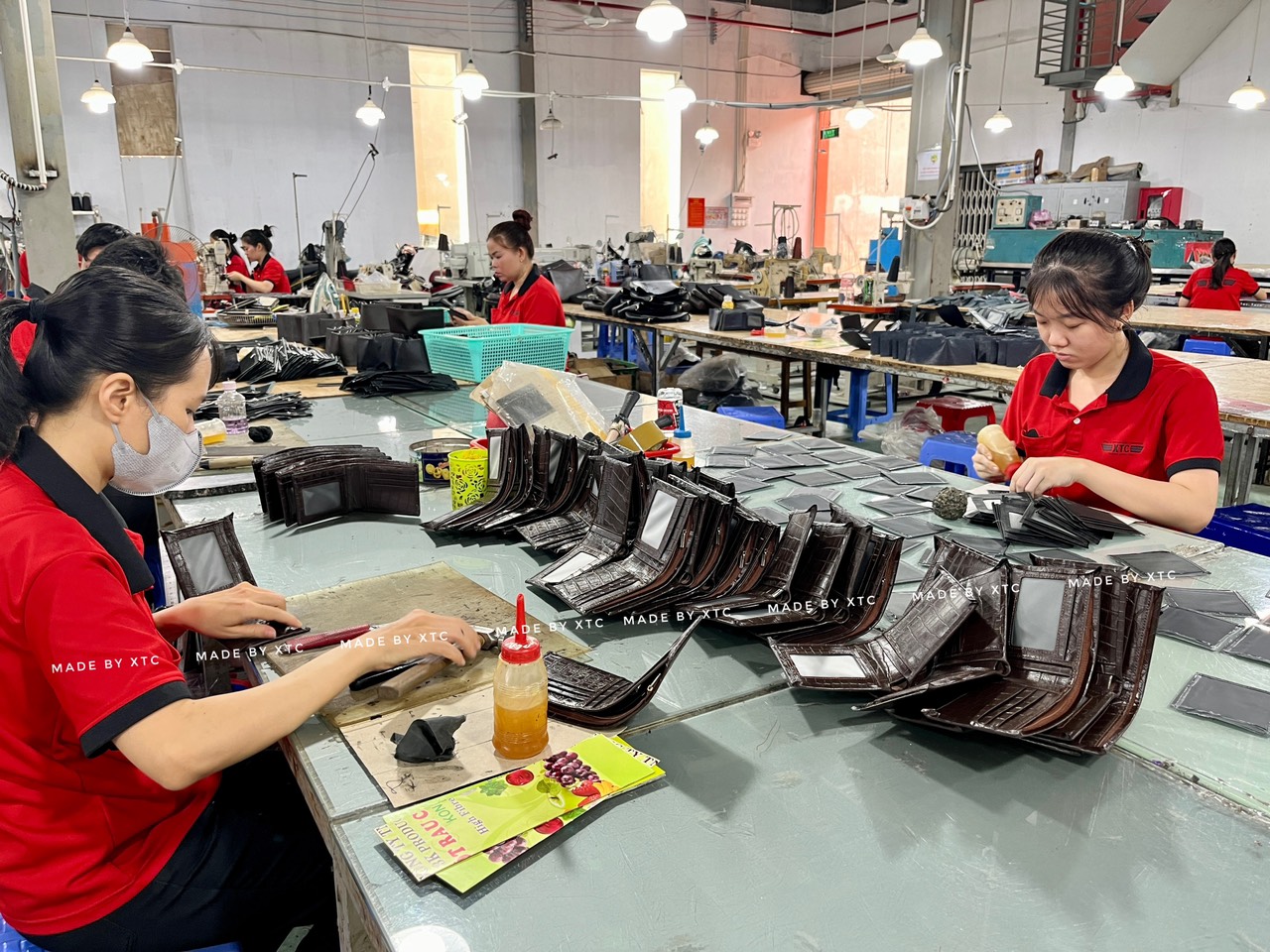 Công ty sản xuất chuyên xuất khẩu đồ da