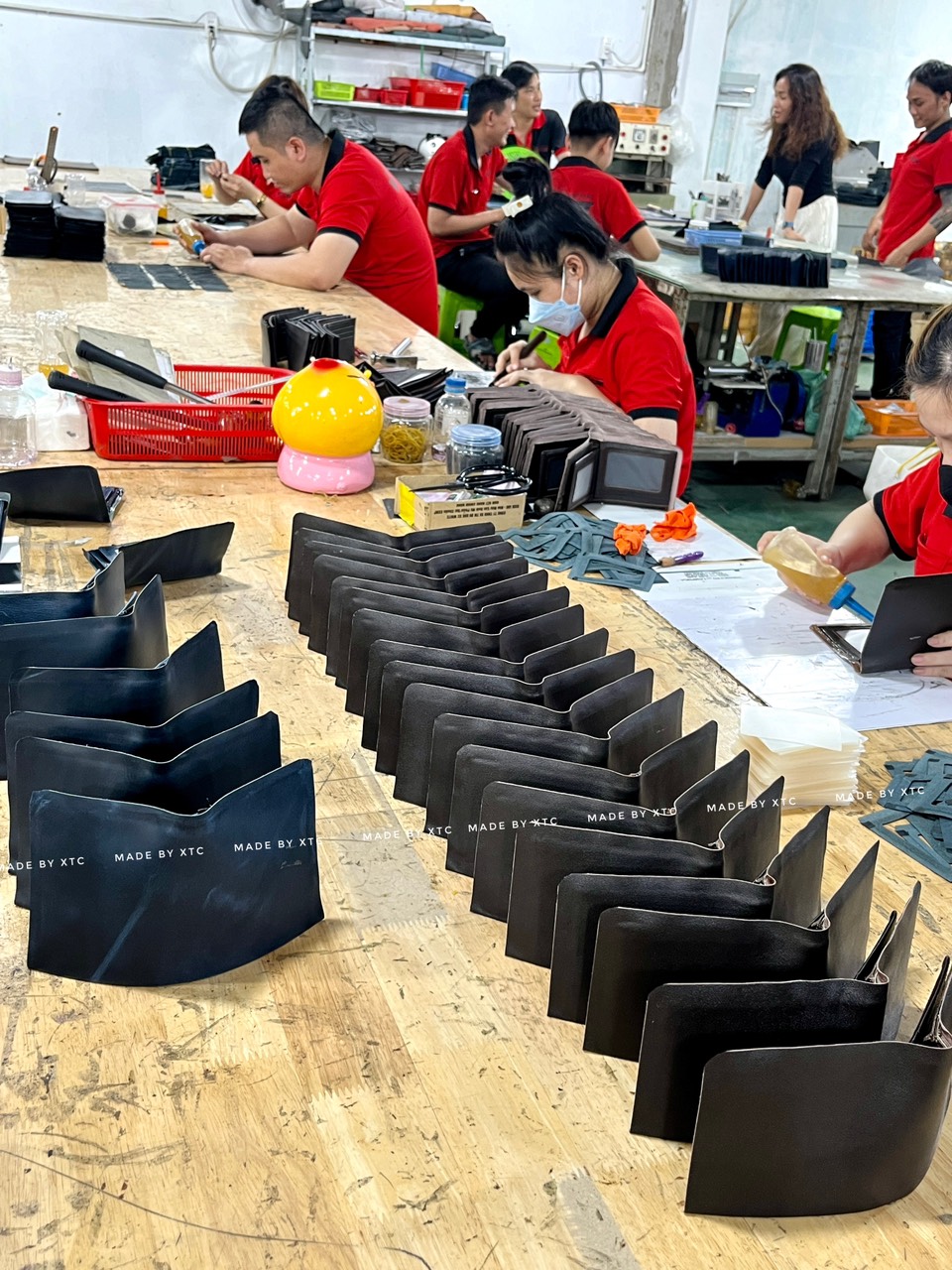 tìm phụ kiện đồ da nhập sỉ trực tiếp