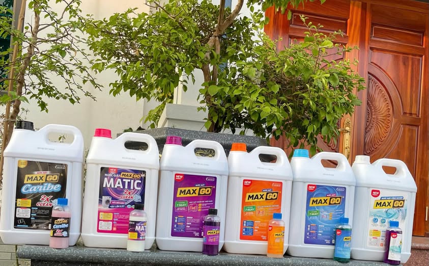 Nước giặt Maxgo có công thức hương nước hoa thơm mát