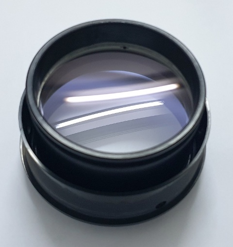 Vật kính tiêu sắc D80F900 kèm gá đỡ vật kính