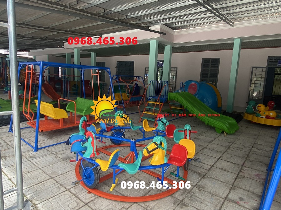 Đu quay đạp chân trẻ em, đu quay ngựa 12 chỗ ngồi cho trẻ mầm non
