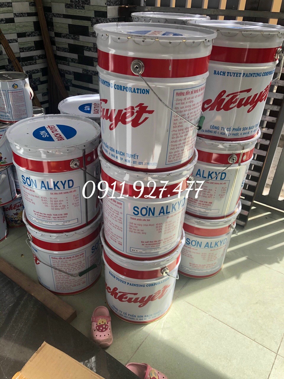 Sơn cầu đường bê tông bạch tuyết