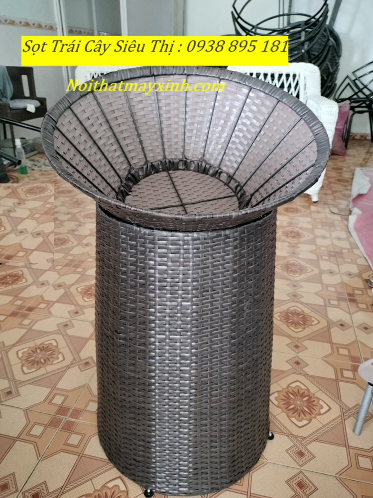 Khay để trái cây cho chuỗi siêu thị , sọt trưng bày hoa quả trong siêu thị famil