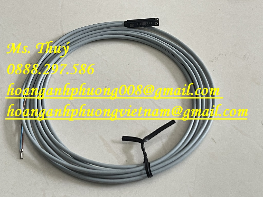 Cảm biến tiệm cận Festo SME-8-ZS-KL-LED-24