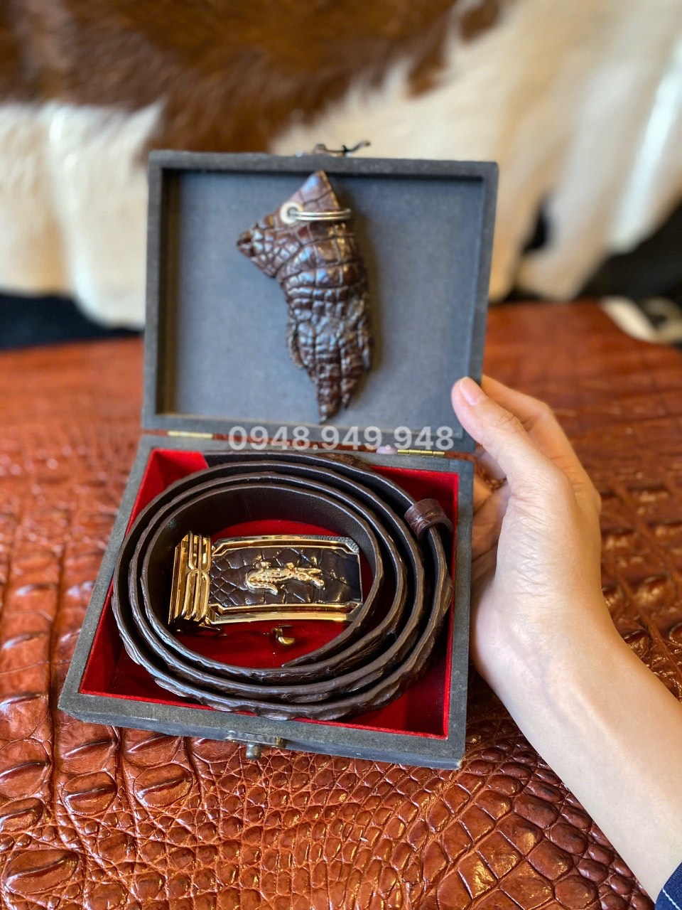 Combo quà tặng cuối năm từ da cá sấu giá tốt