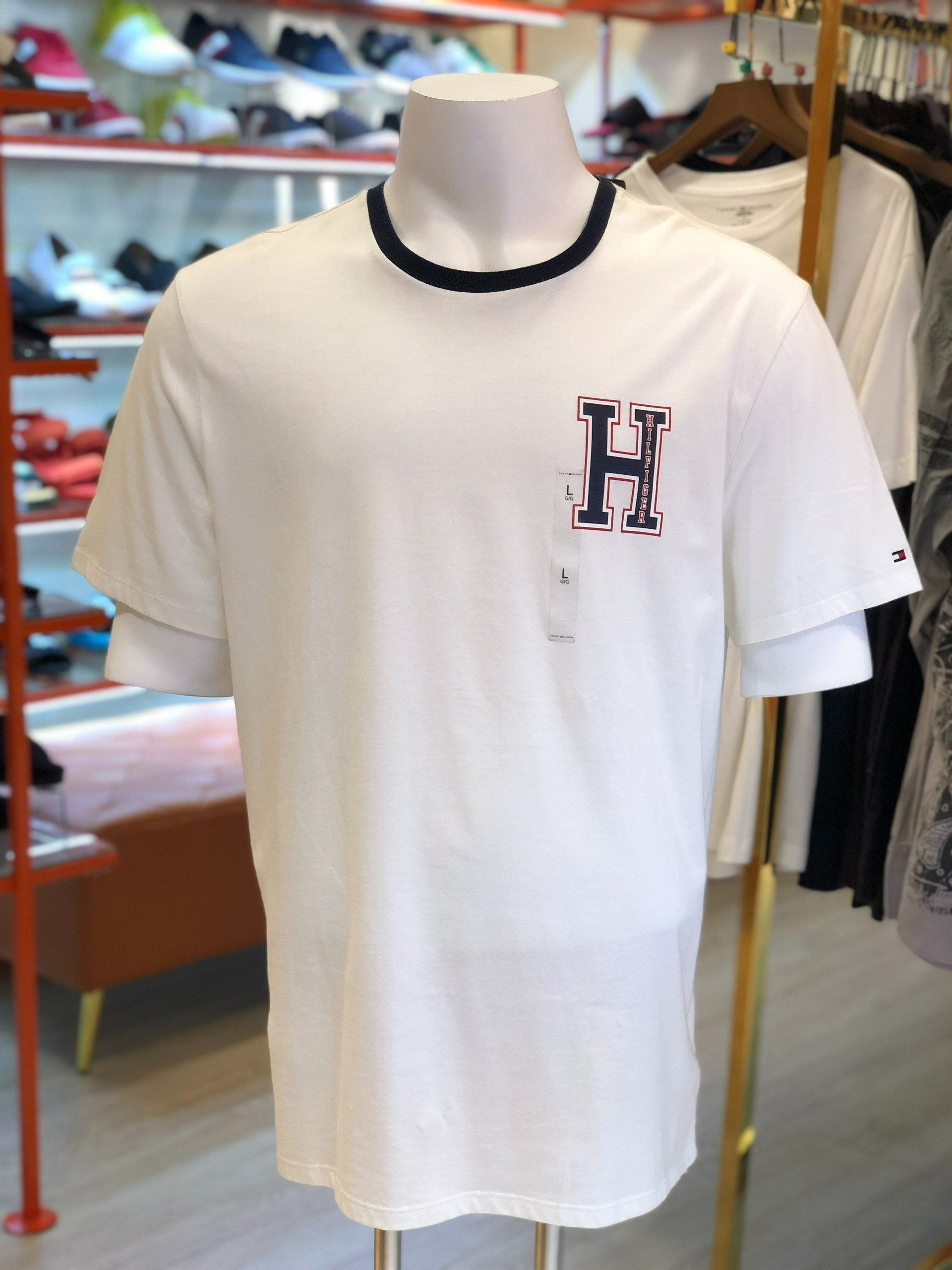 Áo Thun Trắng Chữ H Tommy Hilfiger - New
