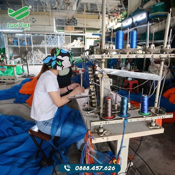 Gia công lưới che nắng theo khổ có sẵn
