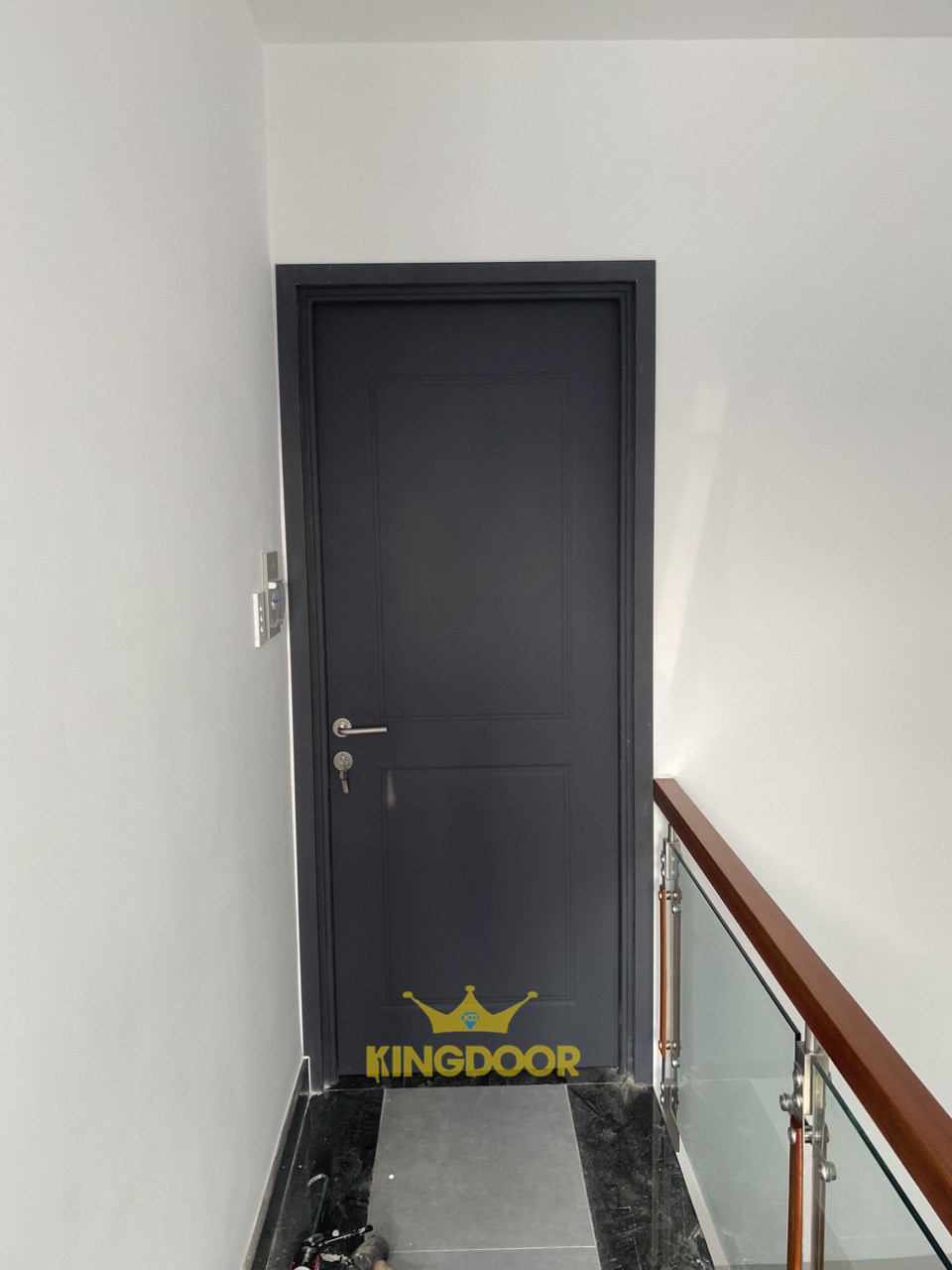 Cửa Nhựa Composite Thiết Kế Cổ Điển