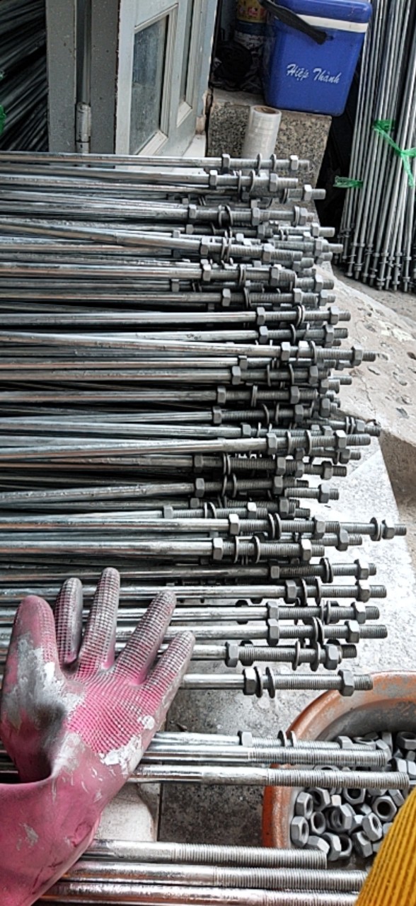 Ty ren nhúng nong , ty giằng làm nhà xưởng