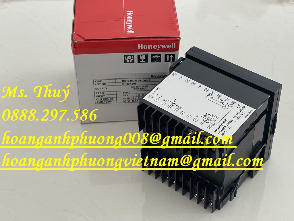 DC1040CR-301000-E - Temperature Controller - Honeywell