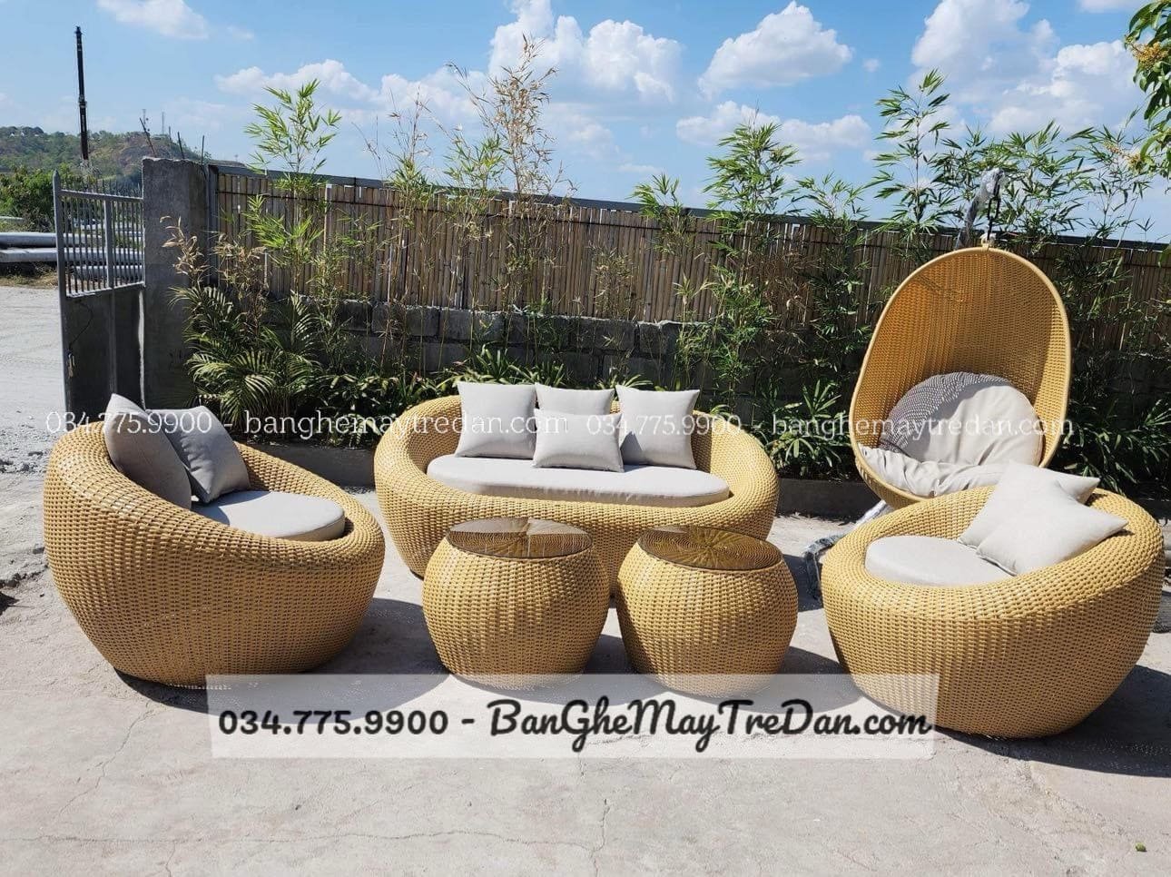 Bộ bàn ghế sofa mây nhựa để sân vườn