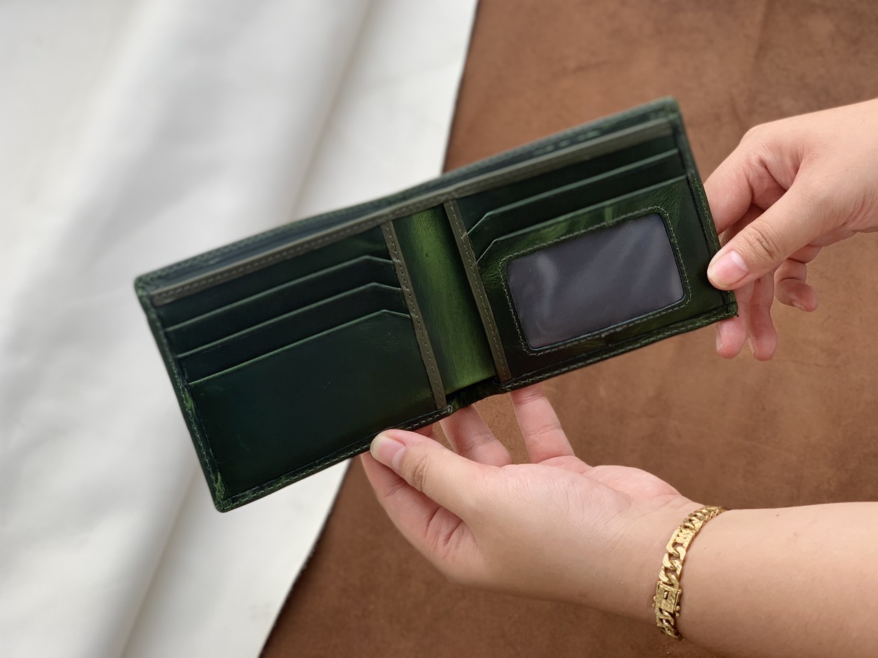 XƯỞNG SẢN XUẤT ĐỒ DA THẬT GIÁ SỈ TPHCM