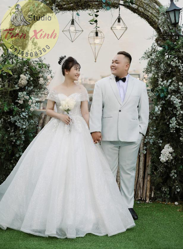 Váy cưới bigsize tôn dáng nàng dâu