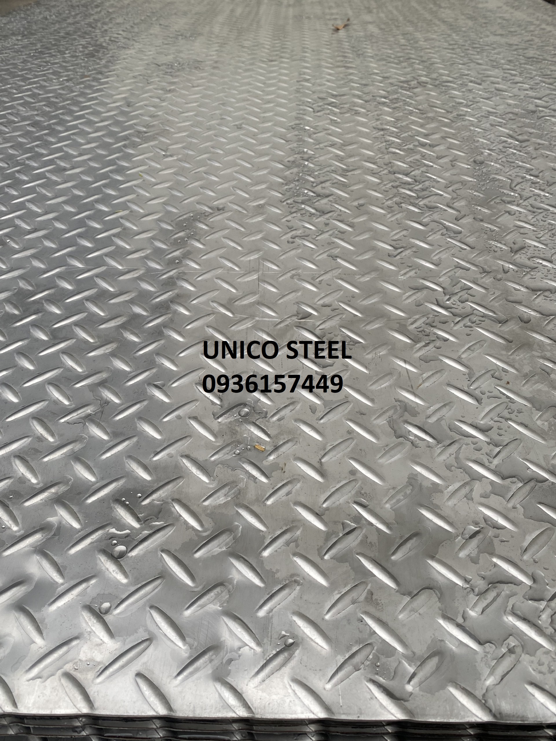 UNICO chuyên cung cấp tấm inox dập gân