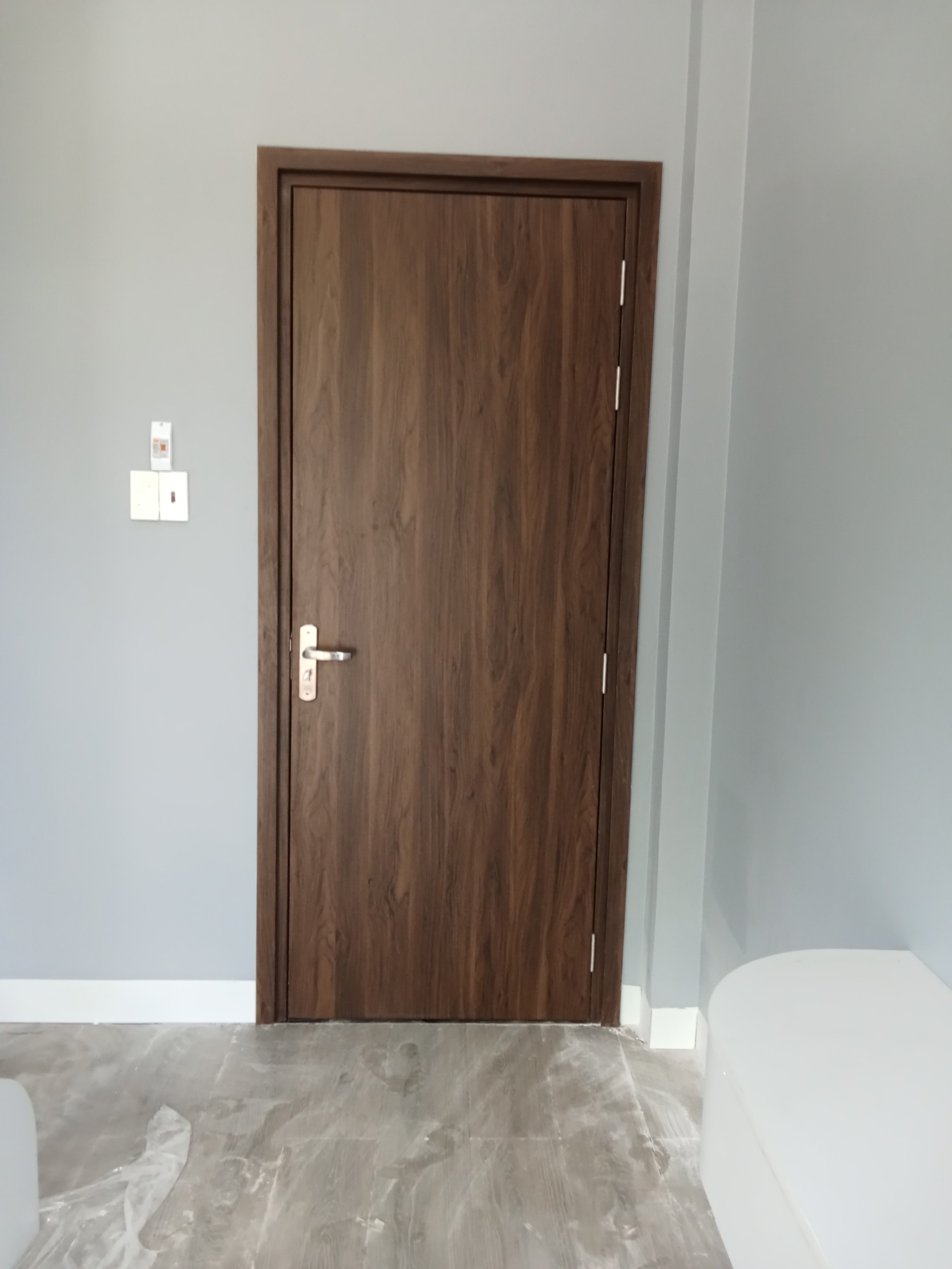 Cửa nhựa composite tại Vĩnh phước