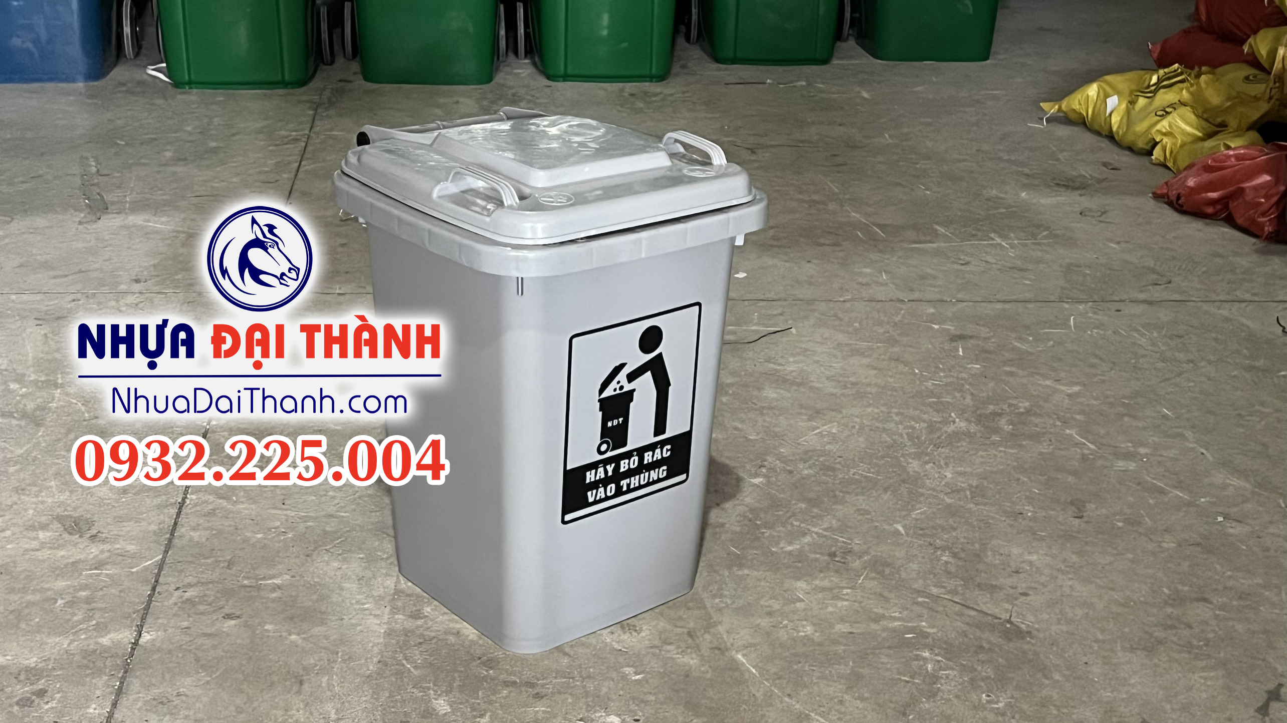 Thùng rác 60 Lít -Nhựa dẻo HDPE-Màu xám