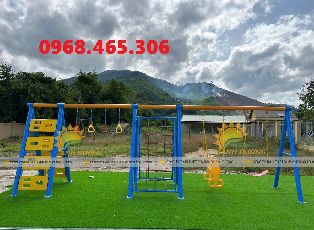 Bộ vận động thể chất trẻ em liên hoàn ngoài trời