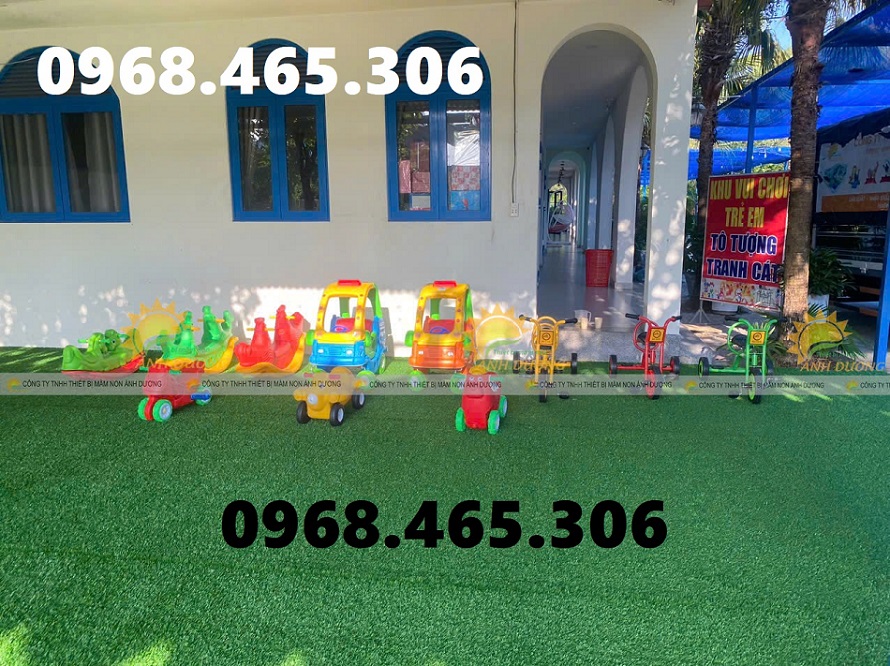 Xe chòi chân trẻ em, bập bênh mầm non nhập khẩu, trụ bóng rổ mầm non