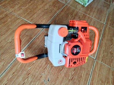 Máy khoan đất Yikito Japan TU45 Tặng Mũi Khoan 15