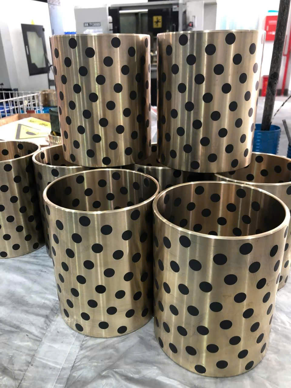 Địa chỉ tin cậy cung cấp các loại bạc đồng, bạc Graphite chất lượng cao.