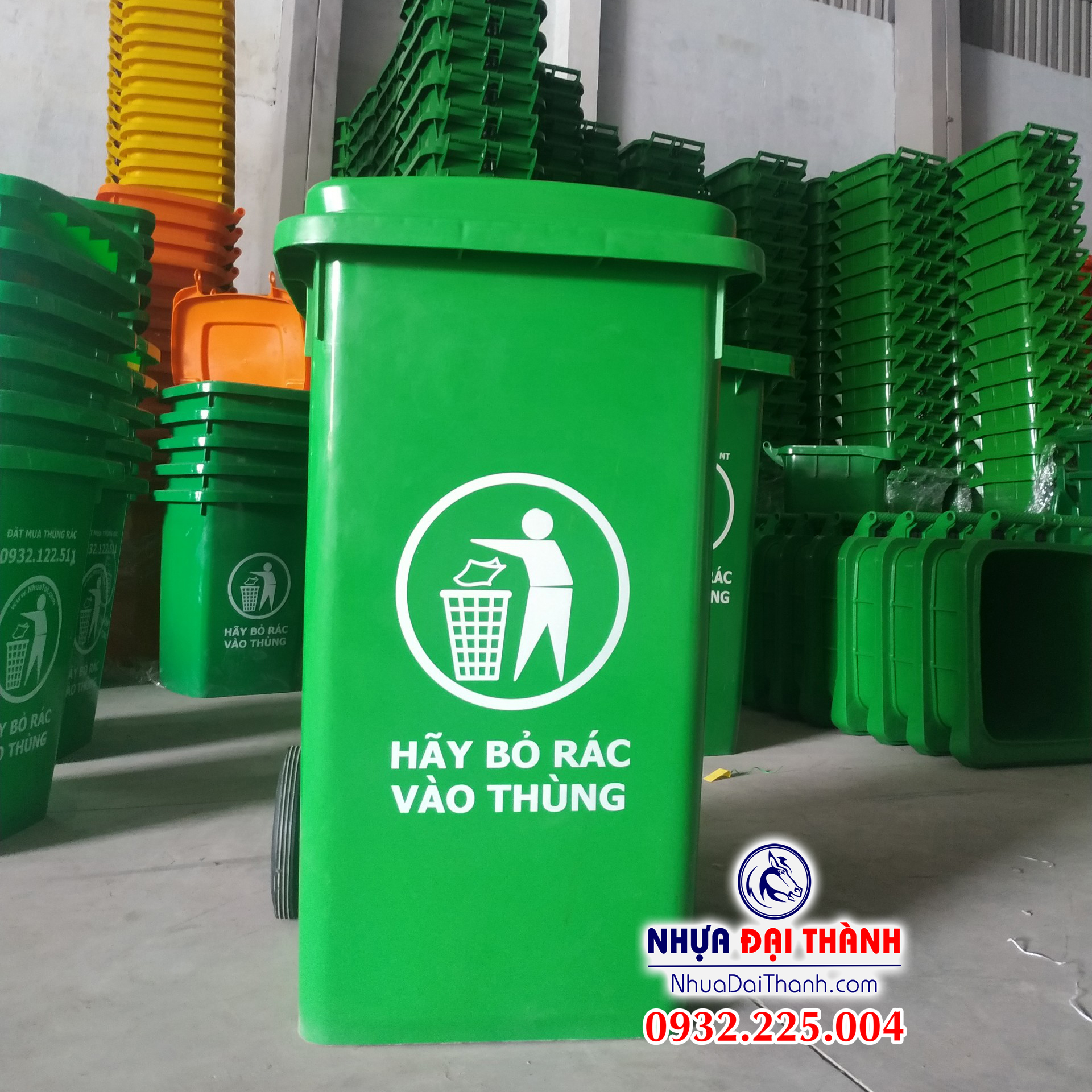 Thùng rác nhựa 100 Lít HDPE Chất lượng -2 bánh xe
