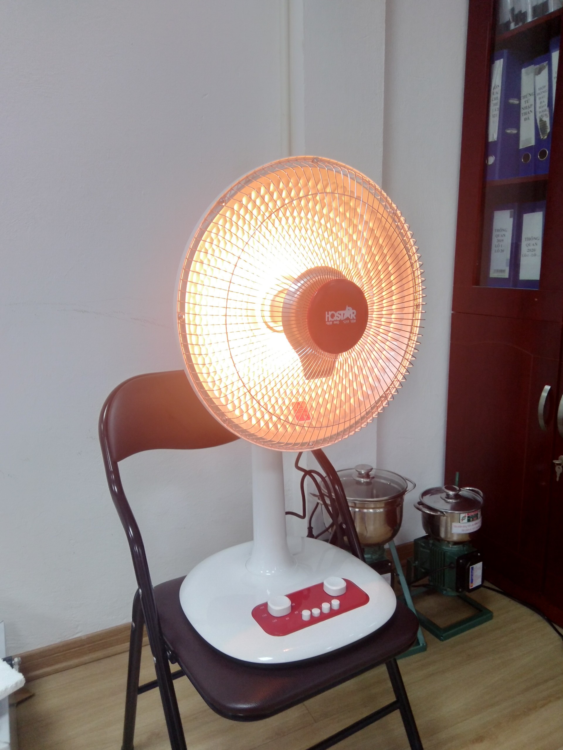 Quạt sưởi HQtar