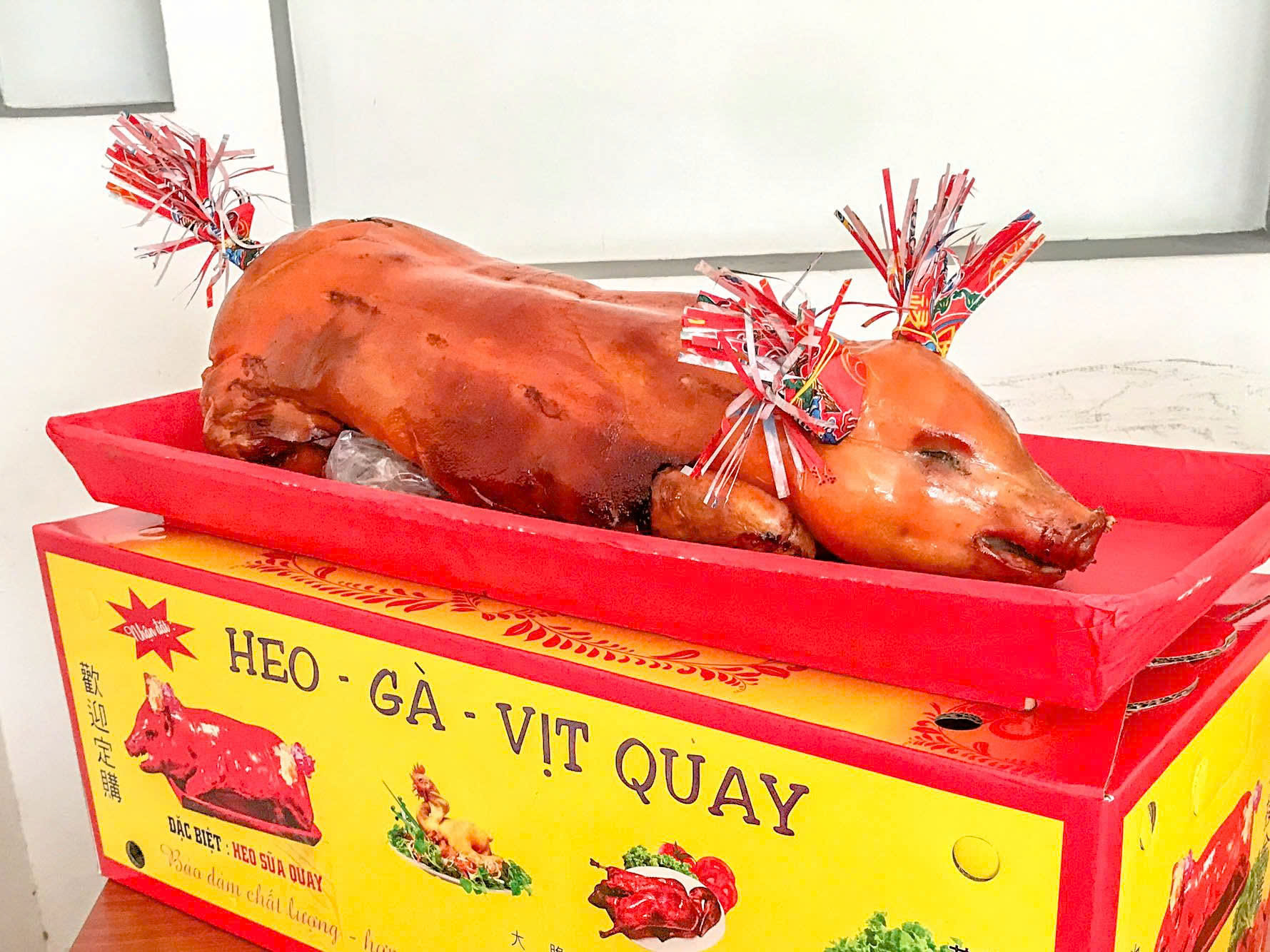 Cúng Heo Quay Miếng Và Heo Quay Con Cái Nào Tốt Hơn