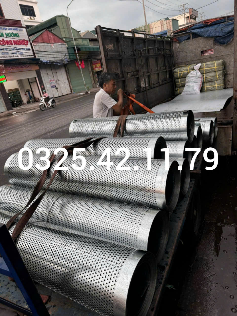 TÔN ĐỘT LỖ, DẬP LỖ THEO YÊU CẦU