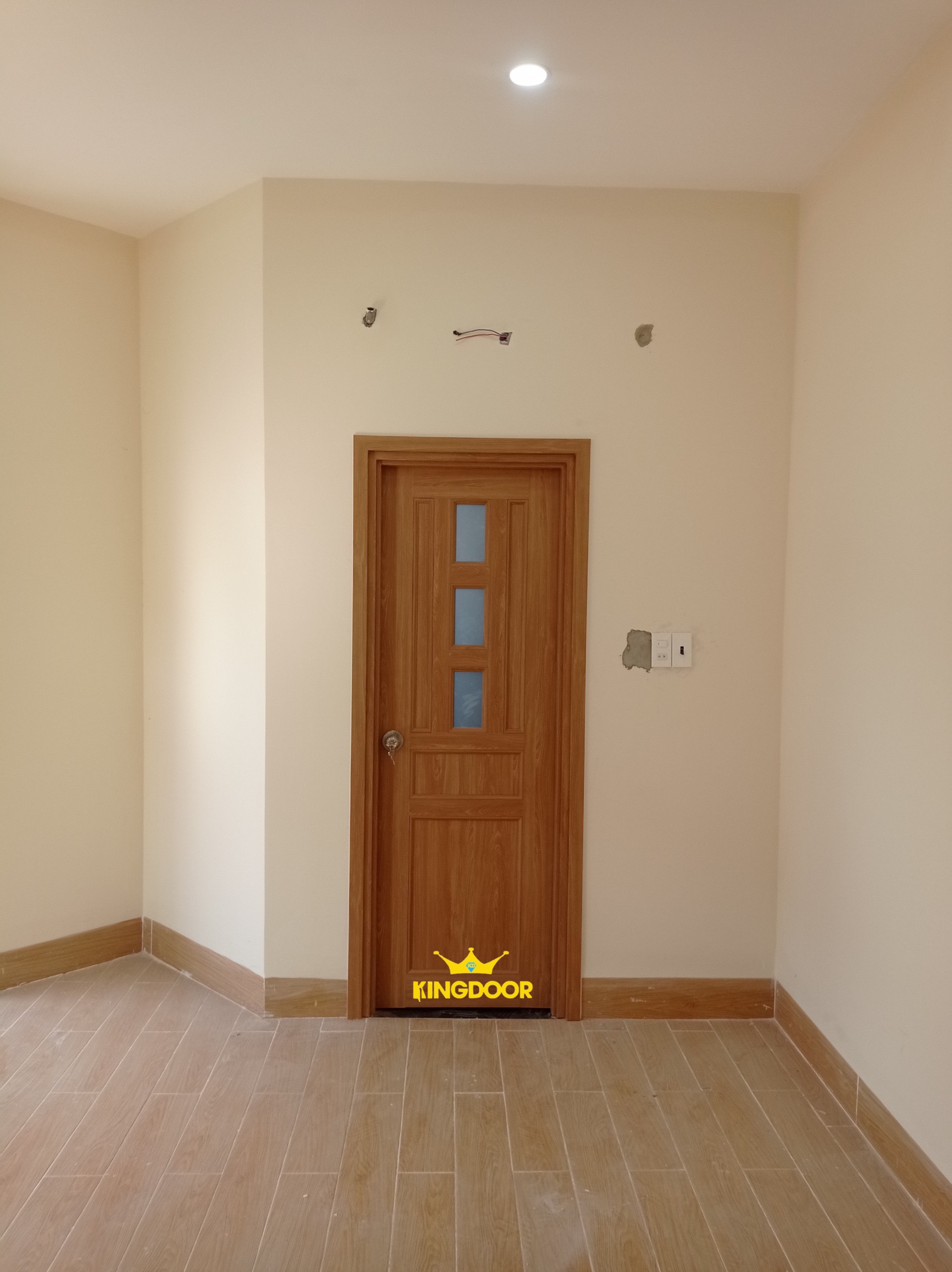 Mẫu Cửa Nhựa Composite Chất Lượng