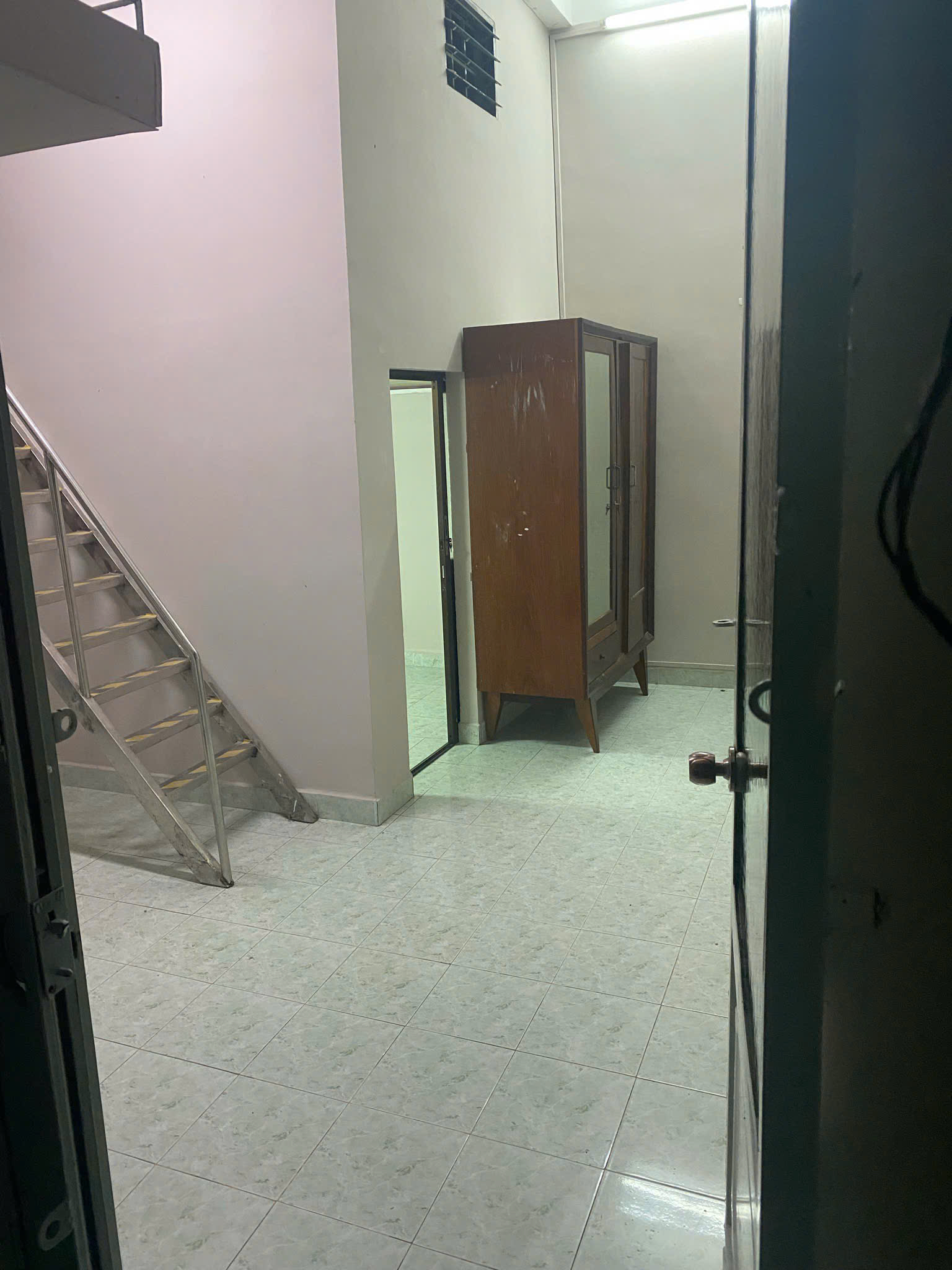Căn hộ đường Ngô Quyền P.6, q.5, 50m2, 2 phòng ngủ