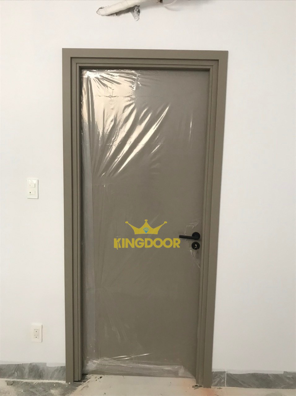 Giá cửa nhựa composite tại Huyện Bến Cầu