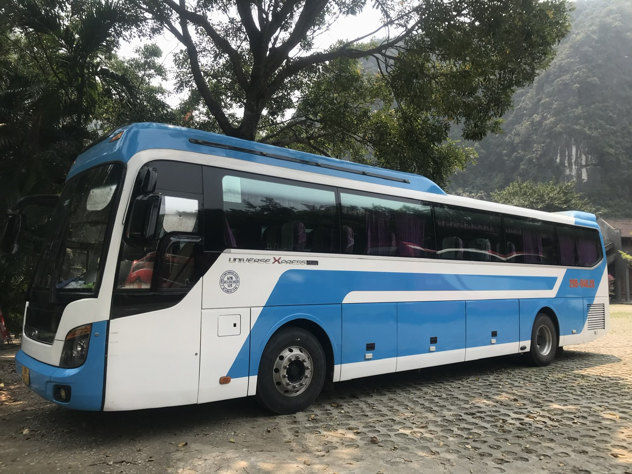 Cần bán xe 47 chỗ