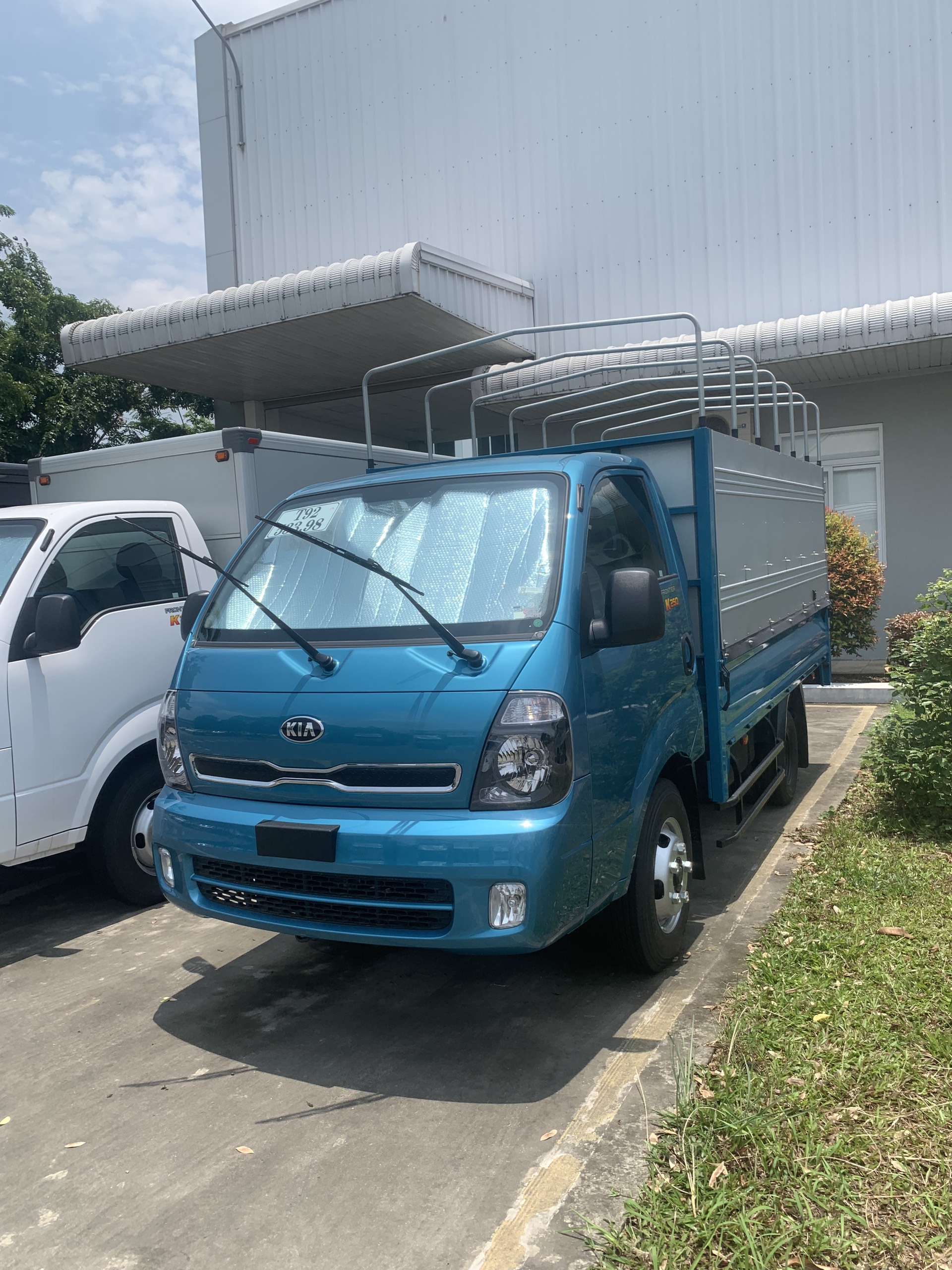 XE TẢI K200 & K250 TẢI TRỌNG 1,9 TẤN & 2,5 TẤN