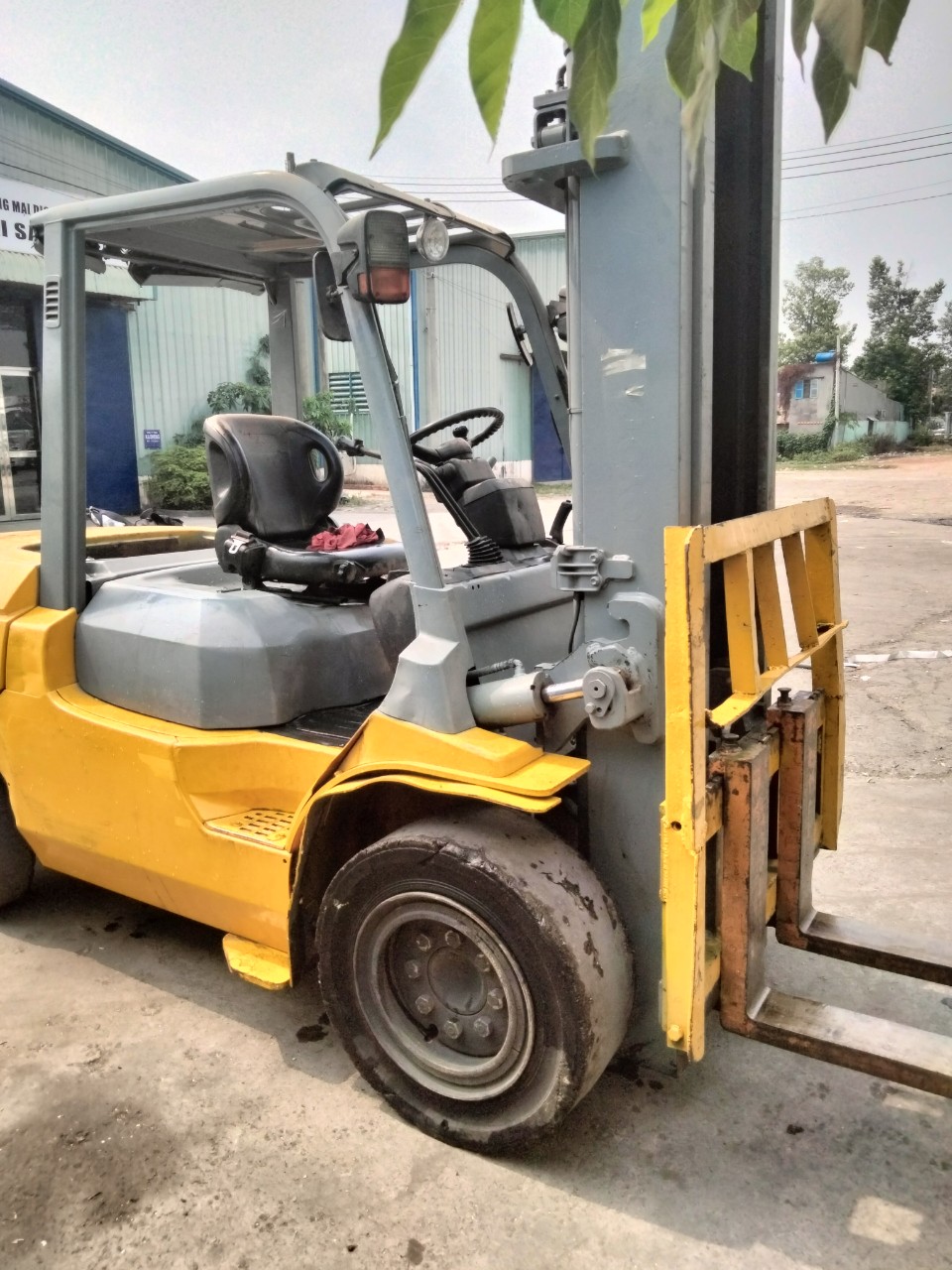 Bán xe nâng Komatssu, Toyota