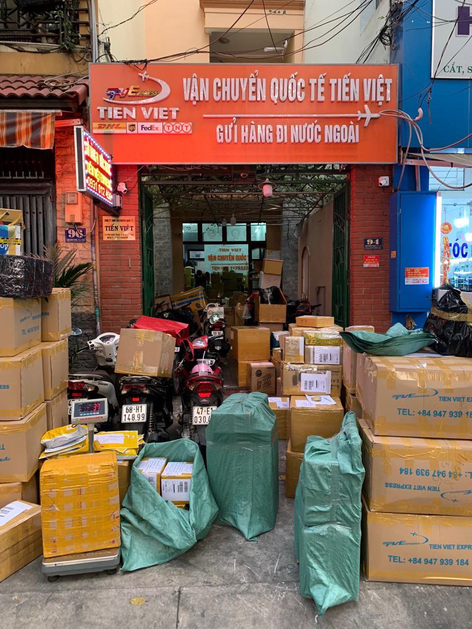 Vận Chuyển Quốc Tế - TIẾN VIỆT EXPRESS