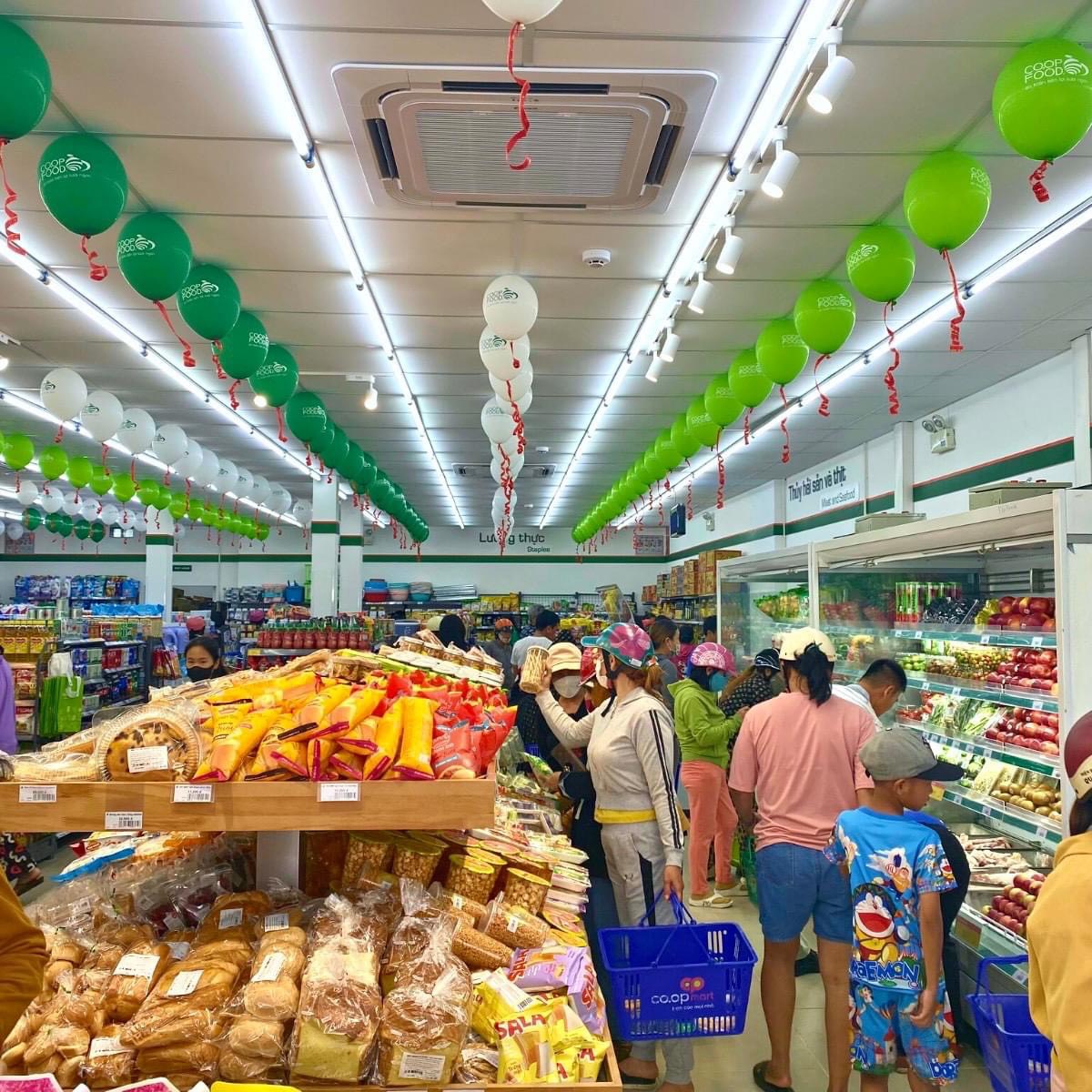 Chuỗi siêu thi cân tuyển 50 lao động phổ thông làm viêc tai HCM
