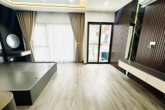 Bán nhà nam dư 7 tầng thang máy long lanh phân lô ô tô vào nhà hoàng mai
