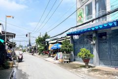 Nhà mới rất đẹp và xinh có sân xe cổng rào 1 lầu hẻm 4m ngay metro