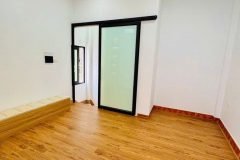 Nhỉnh 3 tỷ bán nhà 4 tầng long lanh ngõ 160 đường hoàng mai
