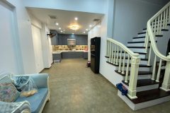 Siêu phẩm tạ quang bửu bán nhà tập thể vip 240M như thổ cư ô tô lùi cửa HBT