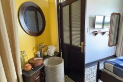 Villa mt Nguyễn Tri Phương - ngay ven sông lớn Thu Bồn cần bán