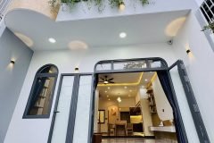 NHÀ 1 TRỆT 1 LẦU 103M², VỊ TRÍ ĐẸP, FULL NỘI THẤT, KINH DOANH, 2.3 TỶ.